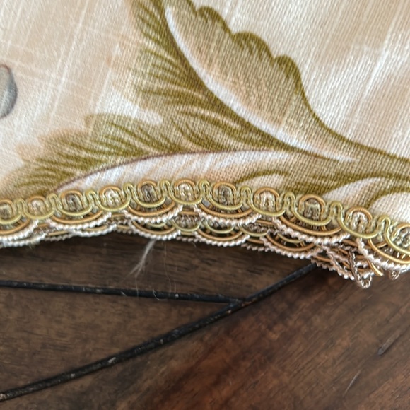 Floral scalloped valences (5) - Picture 4 of 5